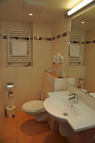 Szálloda Parkhotel Obertshausen